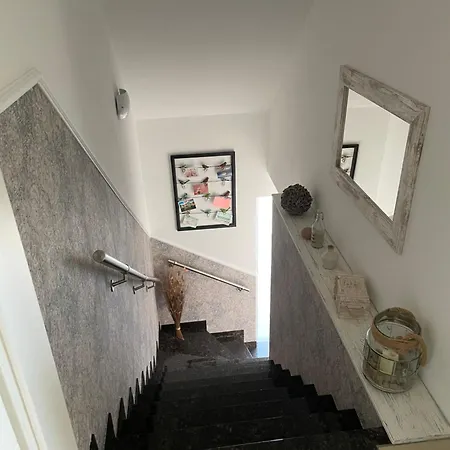 Apartment Modernes Am Stadtrand Von Hamburg *